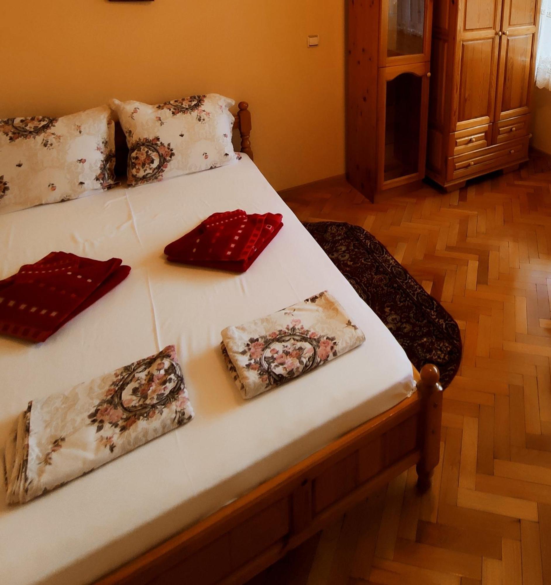 Mercury Guest House Veliko Tărnovo Exteriör bild
