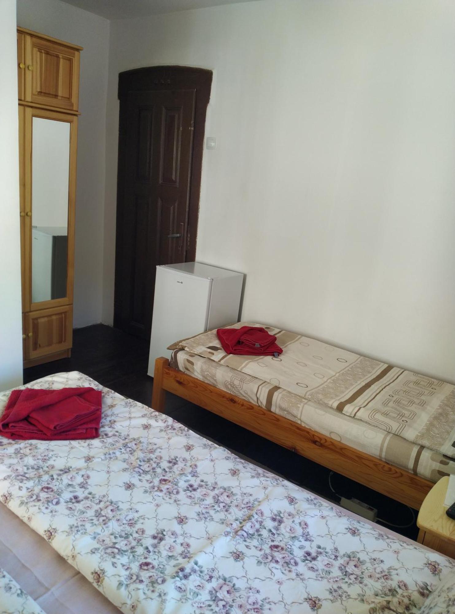 Mercury Guest House Veliko Tărnovo Exteriör bild